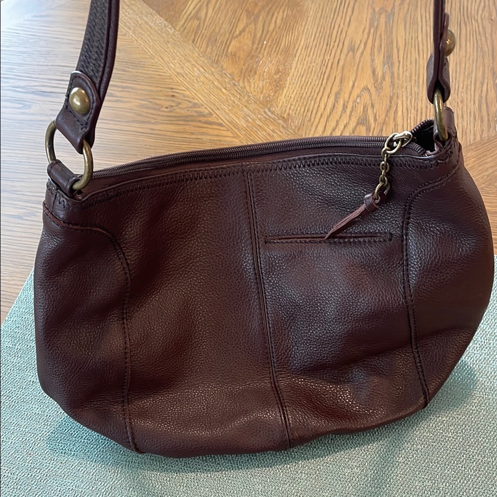 The Sak Brown Leather Shoulder Bag - Picture 3 of 10